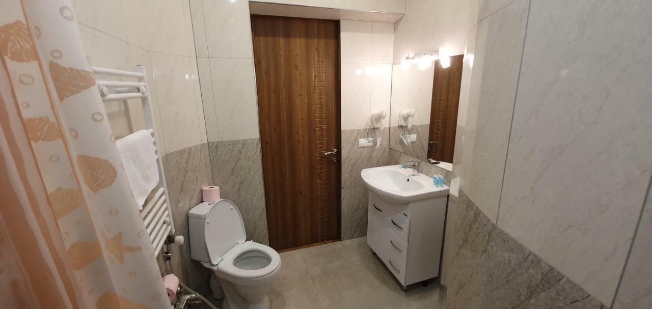 Hotel Dany Tbilisi Exterior photo